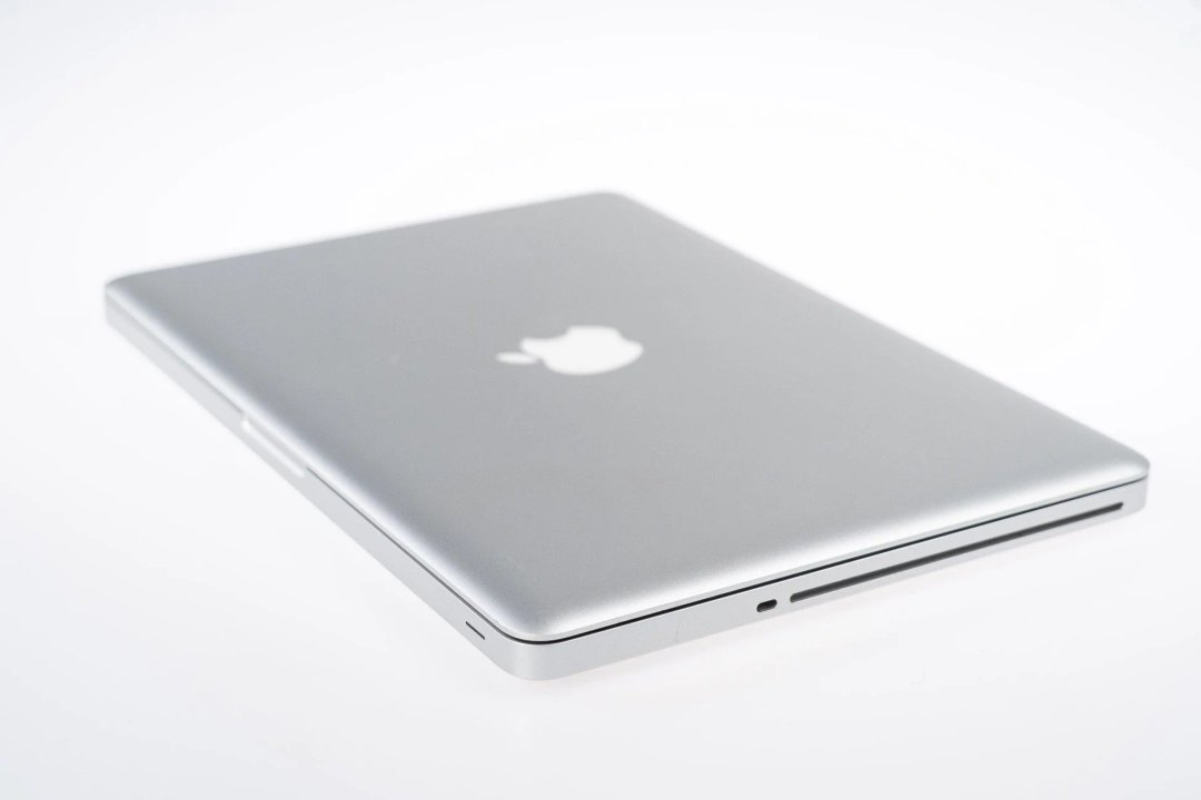 Apple MacBook Pro (13" Early 2011)