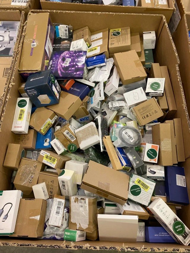 Amazon paleta 37 — mix zboží 123 kg