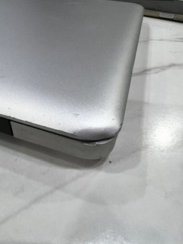 Apple MacBook Pro (13" Mid 2012) 3
